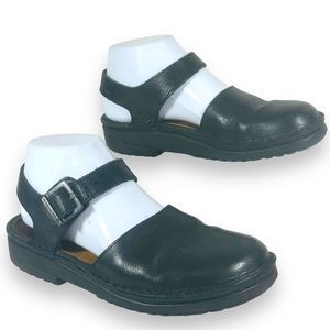 Walking Co Leather Ankle Strap Buckle Slip On Close Toe Flat Shoes Black Size 6